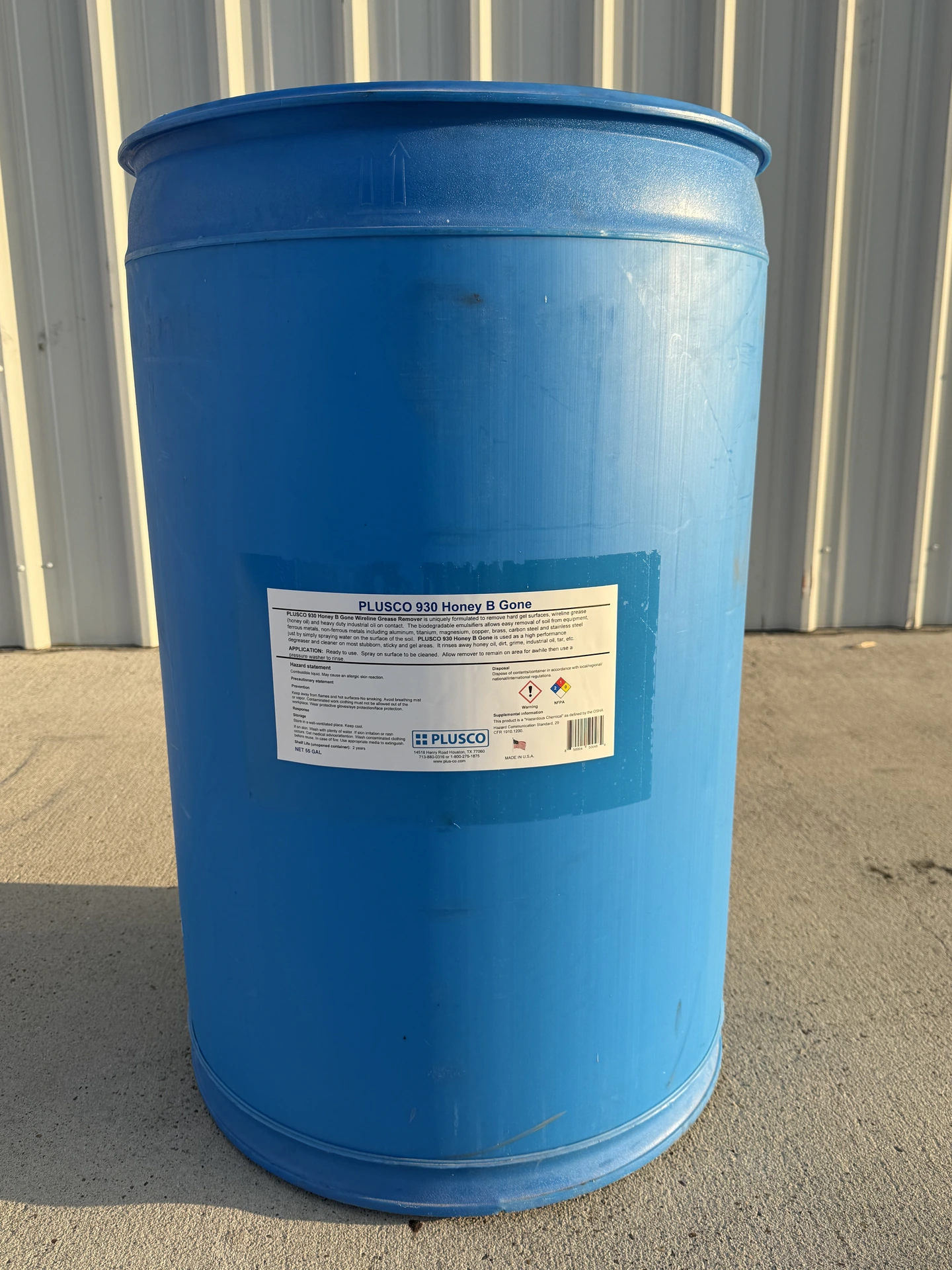 Blue drum of PLUSCO 930 Honey B Gone